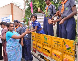 MOST SAPLINGS DISTRIBUTED TO THE MOST NUMBER OF PEOPLE MOST SAPLINGS DISTRIBUTED TO THE MOST NUMBER OF PEOPLE