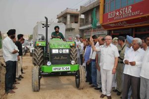 LONGEST EXPEDITION ON TRACTOR