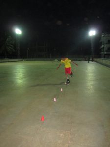 MOST CONES CROSSED WITH ONE LEG WHILE PERFORMING SLALOM (INLINE)