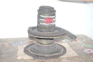 SHIVLING MADE BY TWO WHEELER CHAINS